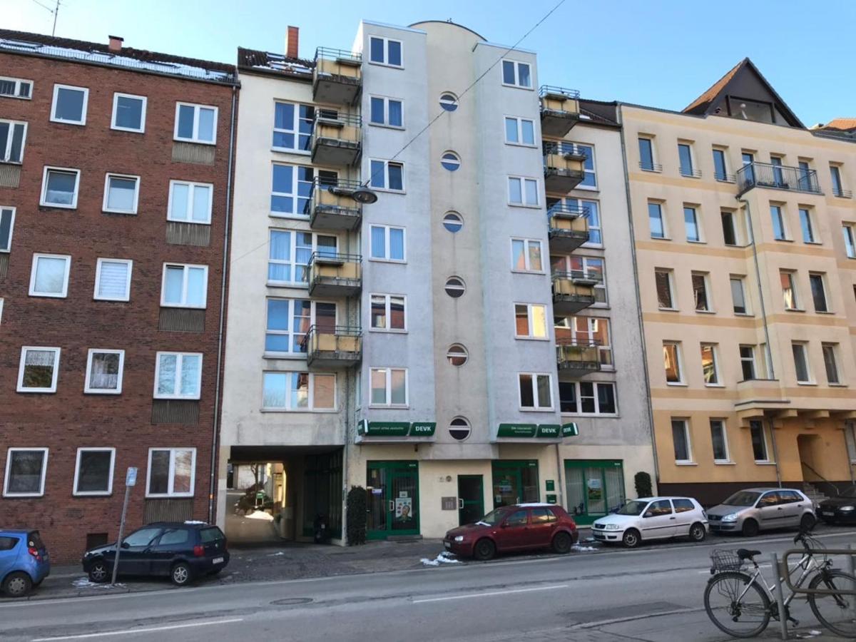 Cityoase Im Zentrum Mit 24-7 Self Check-In, Wlan & Smart Tv 基尔 外观 照片